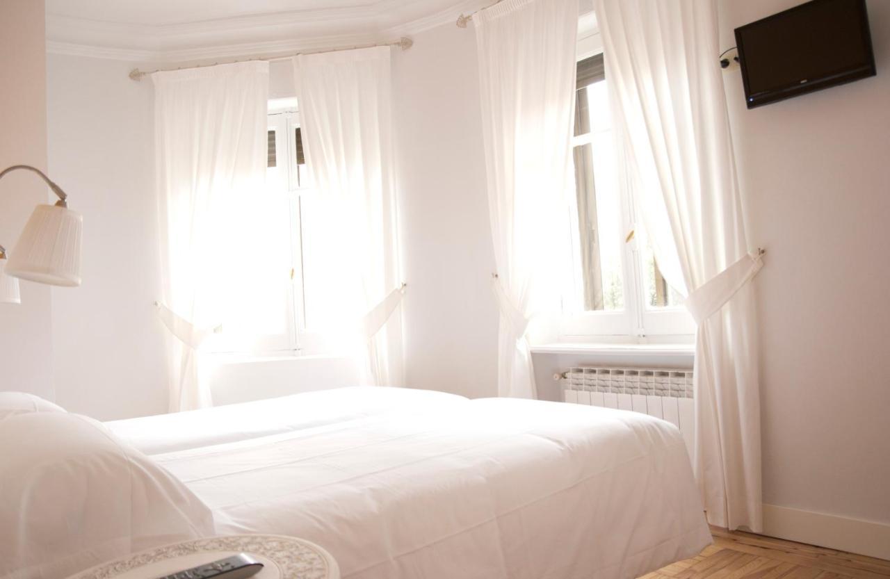 Hostal Boreal Mistral Burgos Luaran gambar