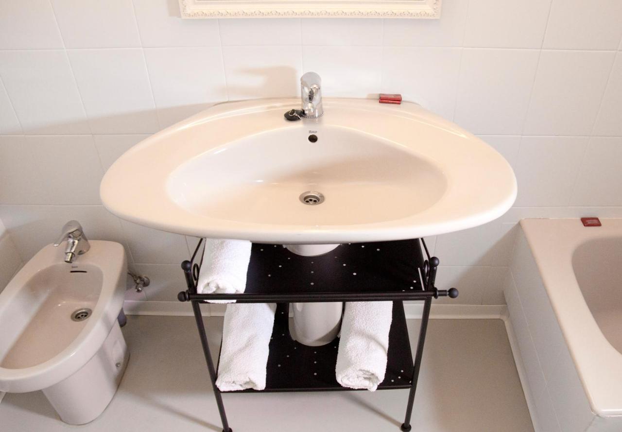 Hostal Boreal Mistral Burgos Luaran gambar